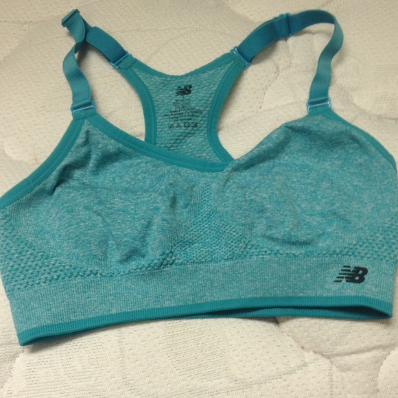 Sports bra