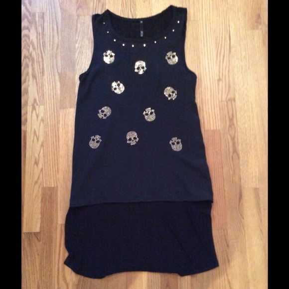 Skull shirt.  NWOT