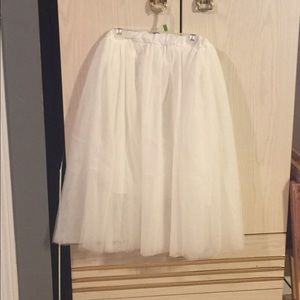 Tulle skirt.....new without tags