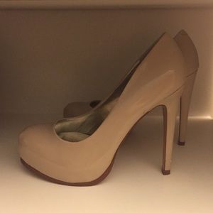 Guess Nude heels