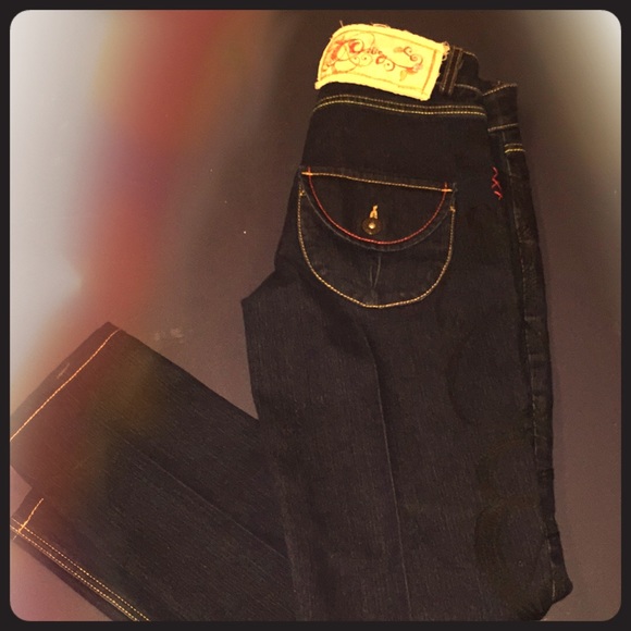 Oiliy jeans!