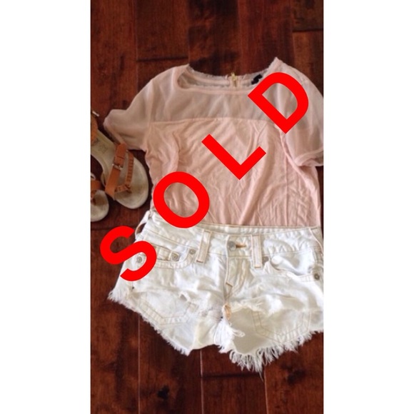 TRADED // pale pink top ✽