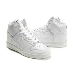 Nike white hightop Airforce 1's