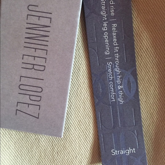 Pants - Picture 3 of 4