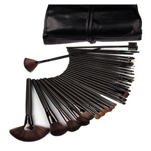 Reserved set of brushes