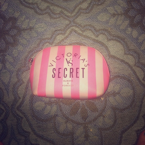Victoria secret make up bag