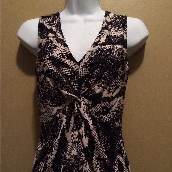 Top sleeveless