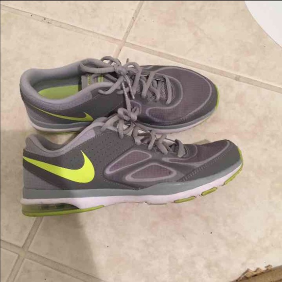 Nike Sneakers Women Size 8