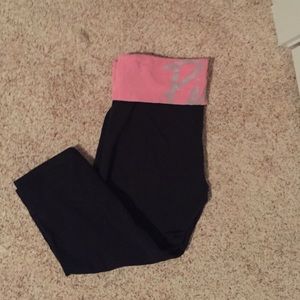 PINK Yoga crop pants