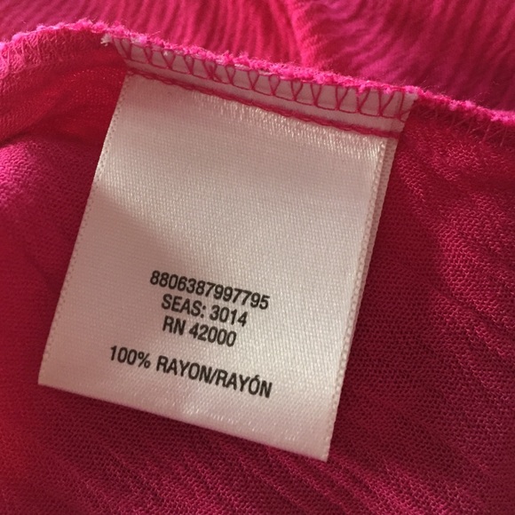 Fushia Sleeveless Top - Picture 4 of 4