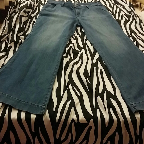 Brand New Old Navy Mid rise Trouser Jeans