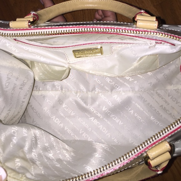 Arcadia genuine patent leather purse