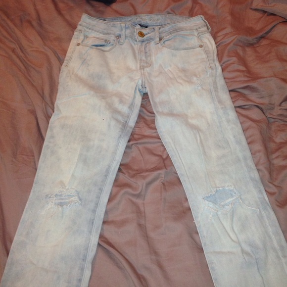 American eagle jeans!!!