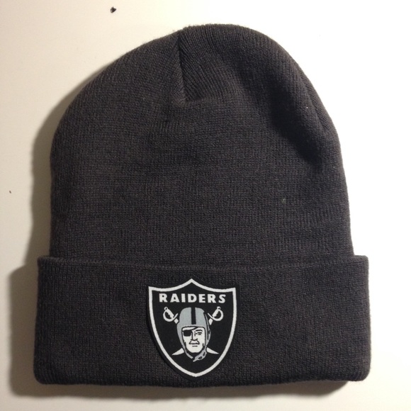 Oakland raiders beanie