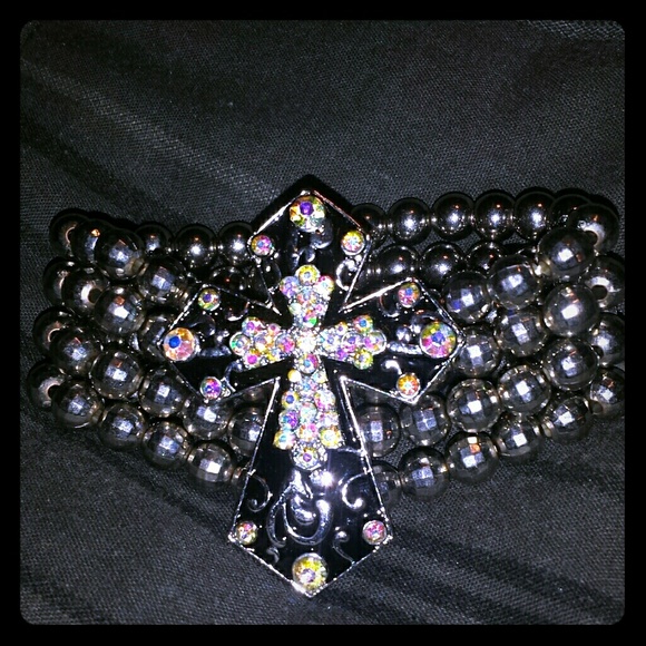 stretch cross bracelet
