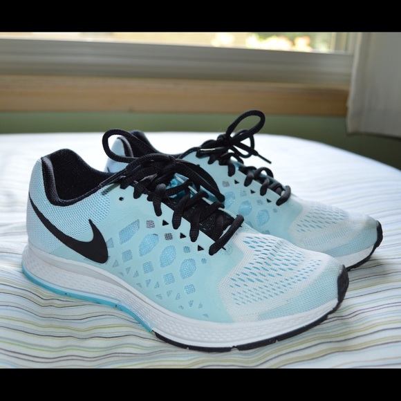 Tiffany blue nikes