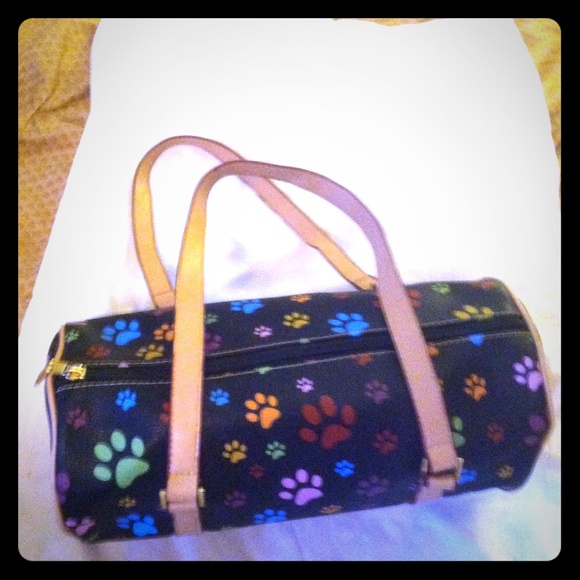 NWOT Small Black Leather Rainbow Puppy Paw Purse