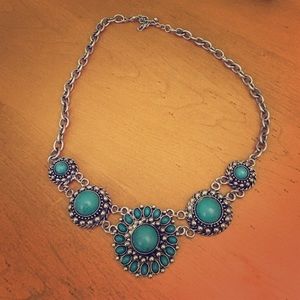 Beautiful, decorative necklace! Great deal!