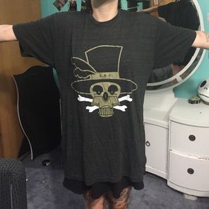 New Orleans saints skull T-shirt