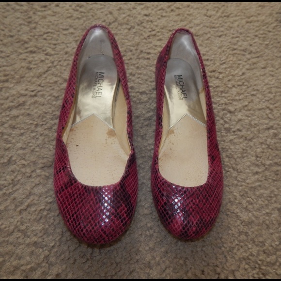 Michael Kors flats size 7 1/2