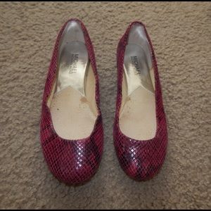 Michael Kors flats size 7 1/2