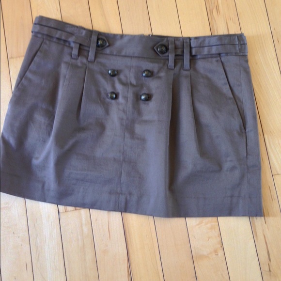 Adorable taupe color mini skirt - Picture 1 of 2