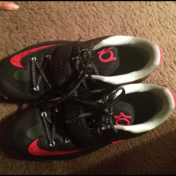 KD 7 - Picture 1 of 2