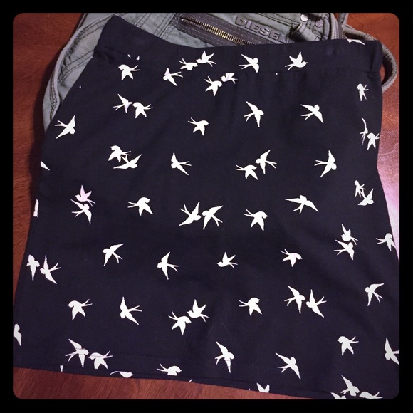 H&M Bird printed mini skirt