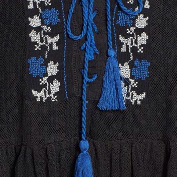 Free People ROSES ARE RED PEASANT TOP - Small/NWT - Picture 2 of 3