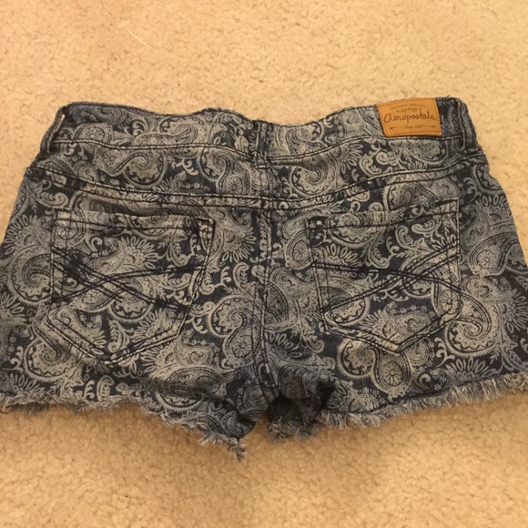Patterned Shorts - Picture 2 of 2