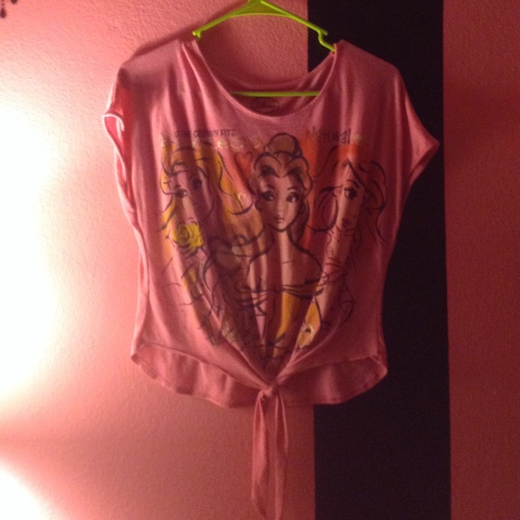Shirts - Picture 4 of 4