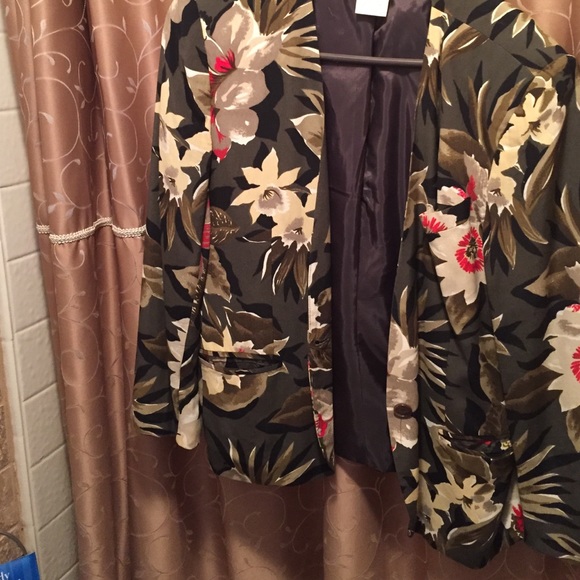 Floral Blazer