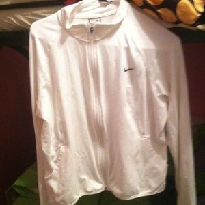 White long sleeve nike jacket