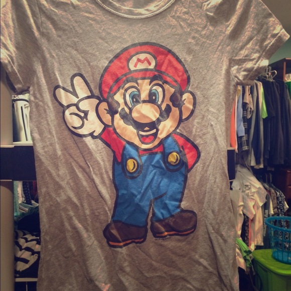 Mario t-shirt