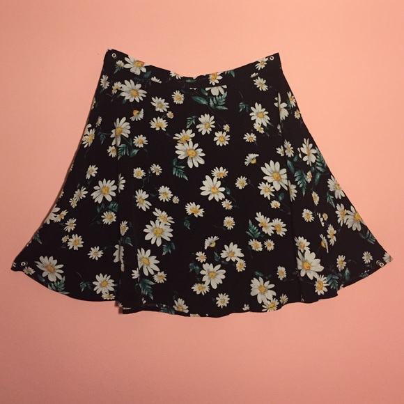 Forever 21 floral skater skirt