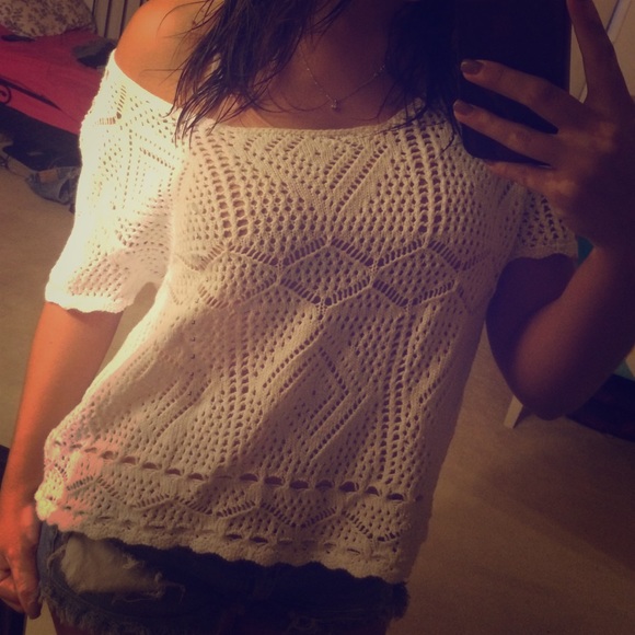 H&m white crochet top(L)