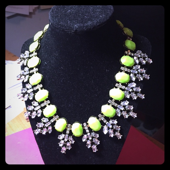NEW Rhinestone Necklace
