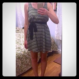 Black and beige zig zag dress