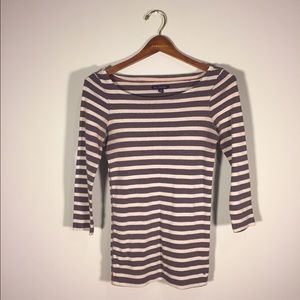 Three quarter striped and fitted tee