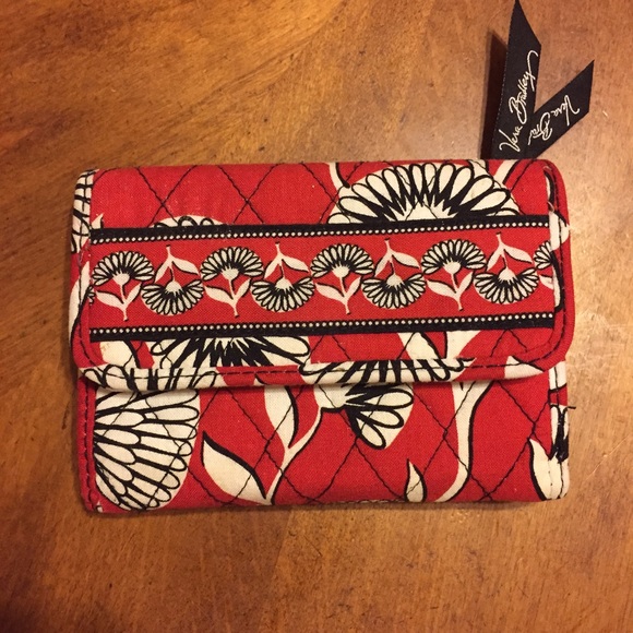 Vera Bradley Wallet and IPhone 6 Wallet