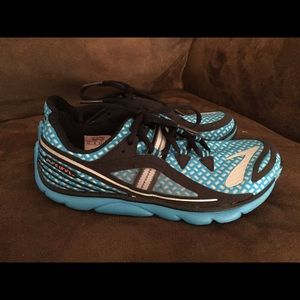 Brooks shoes