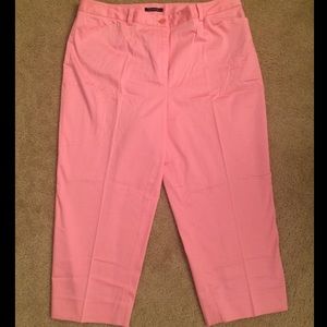 💞Pink Capri pants 💞
