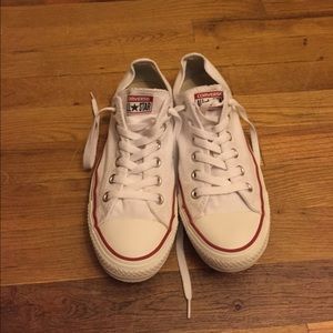 White Lo-Top Chuck Taylor Converse BNWOB