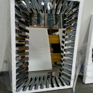 Wall mirror