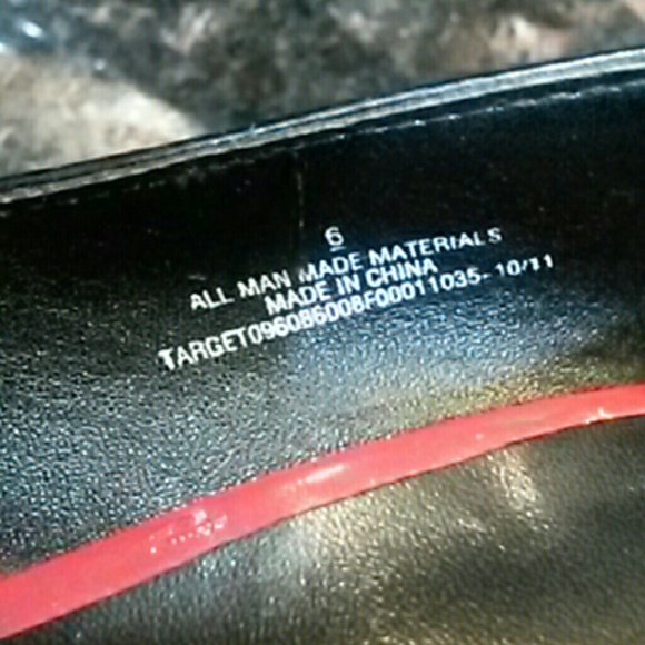 Black and red heels - Picture 2 of 4