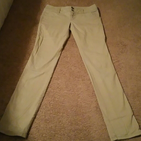 American Eagle Outfitters Pants - *light tan khakis.