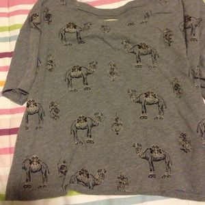 Hollister Grey Giraffe Pattern Shirt