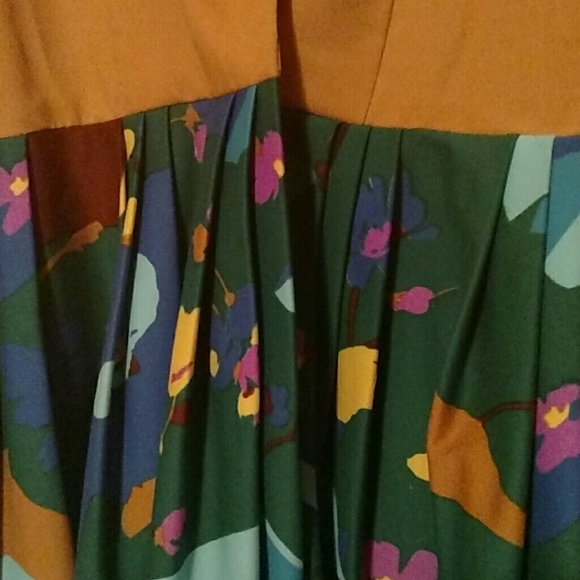 Unique vintage dress - Picture 4 of 4