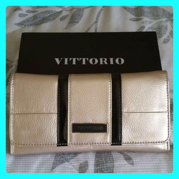 Handbags - New Vittorio Gold Wallet