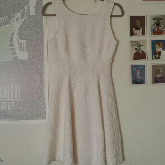H&M Fit and flare off white dress